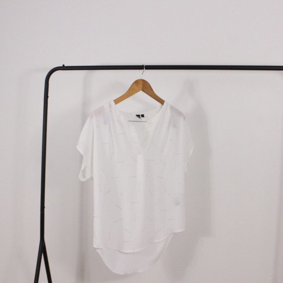 Icone White Short  Sleeve Blouse with Arrows - Picture 3 of 7